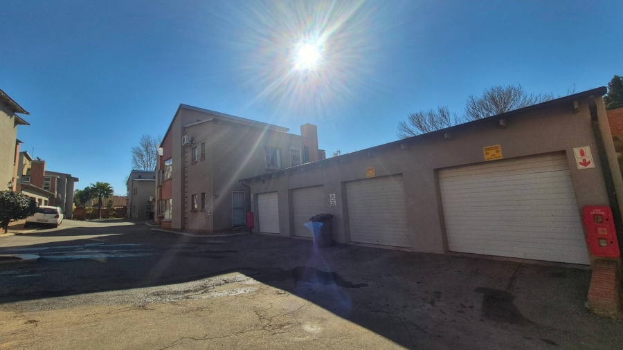 2 Bedroom Property for Sale in Dassie Rand North West